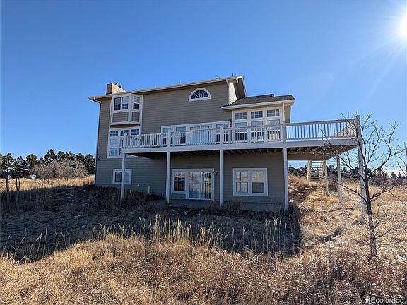 3rd image of 43882 Buckskin Road