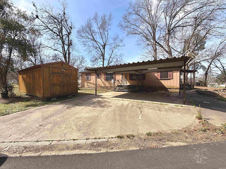 1st image of 110 N Peach