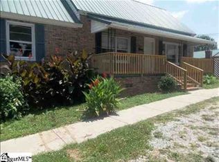 15 Langley St, Pelzer, SC 29669