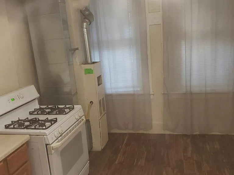 12 Tirrell St — Photo 3