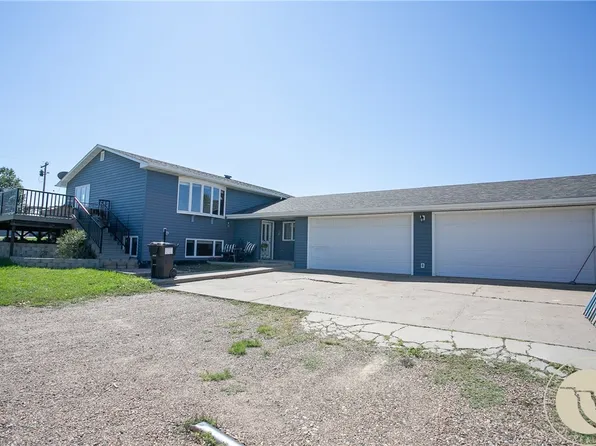 128 1st St E, Lambert, MT 59243
