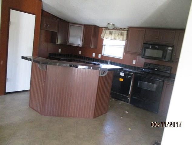 2nd image of 348220 E 1050th Rd