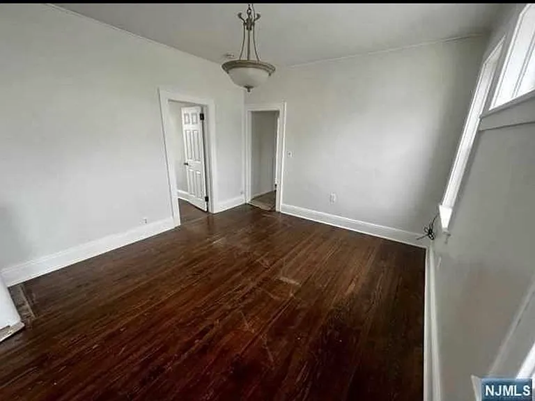 85 Macarthur Ave #2 — Photo 7