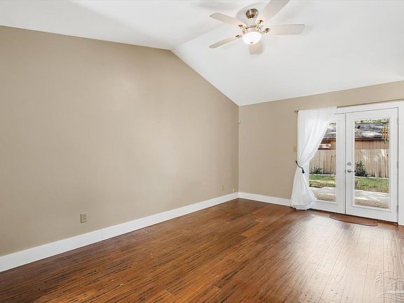 5th image of 6201 Forest Pines Dr APT B