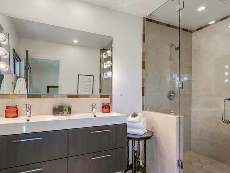 21041 Dumetz Rd — Photo 18
