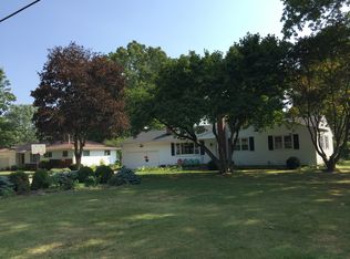 2573 Action Dr, Barberton, OH 44203