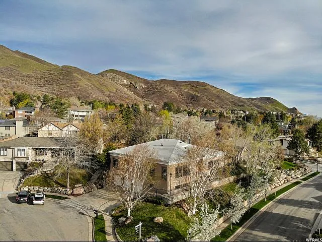 1407 S Chancellor Way — Photo 33