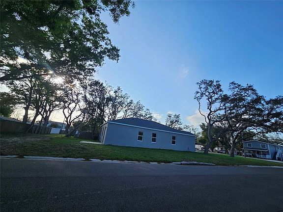 3rd image of 4502 42ND AVENUE N