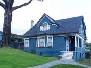 822 Laurel Ave, Pacific Grove, CA 93950