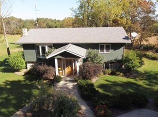 W16204 Kraemer Rd, Ettrick, WI 54627