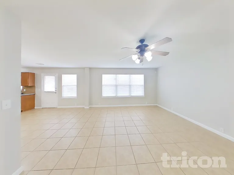 2744 Woodspring Forest Dr — Photo 3
