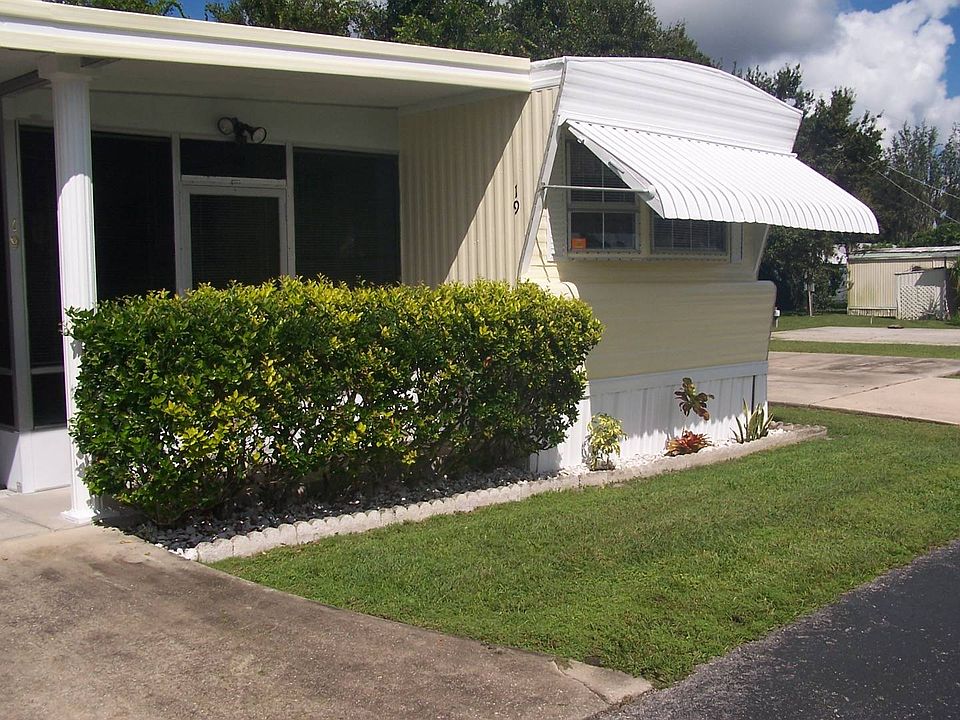 1st image of 19 Stebbins Dr