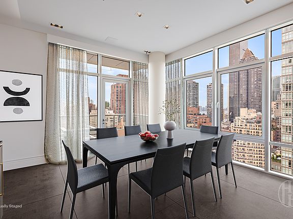 4th image of 310 E 53rd St APT 16C