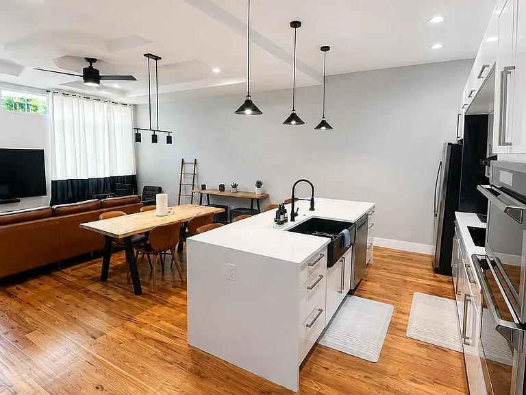 4406 Munger Ave #3 — Photo 3