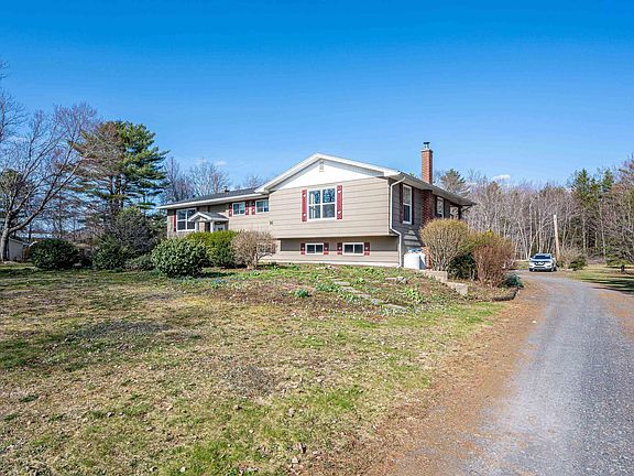 2nd image of 90 Parrish Rd