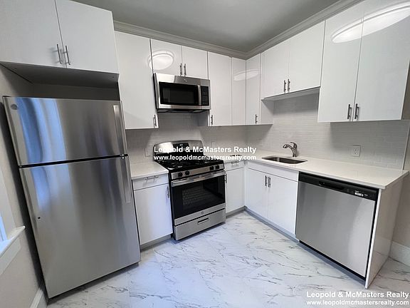 2nd image of 98 Longwood Ave #F6672841c