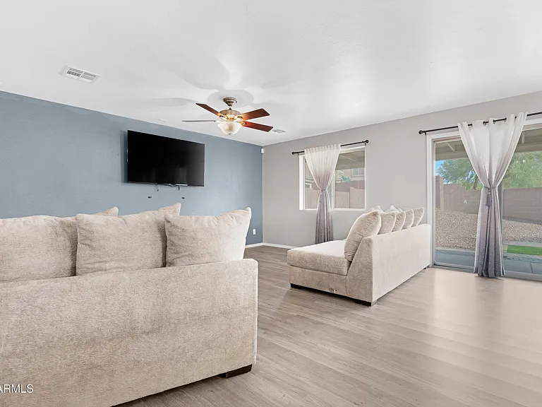 23340 W Cocopah St — Photo 11