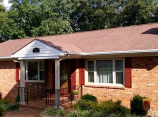 331 White Pine Dr, Lynchburg, VA 24501