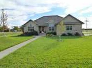 1014 S Workman St, Lyons, KS 67554