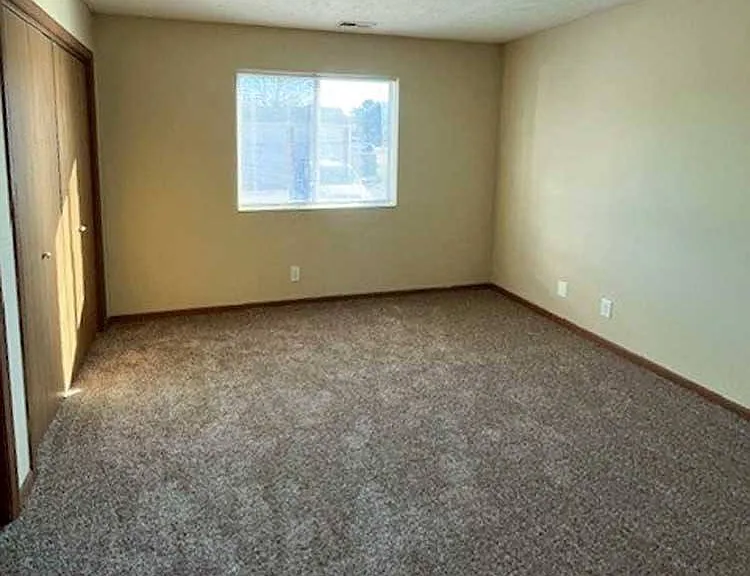 Pine Lake Heights Apartments — Photo 152