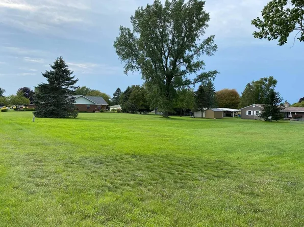 Browning Ave, Manistee, MI 49660