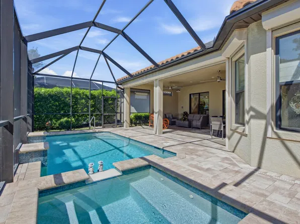 8142 Lucello Ter S, Naples, FL 34114