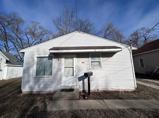 907 Maple St, Danville, IL