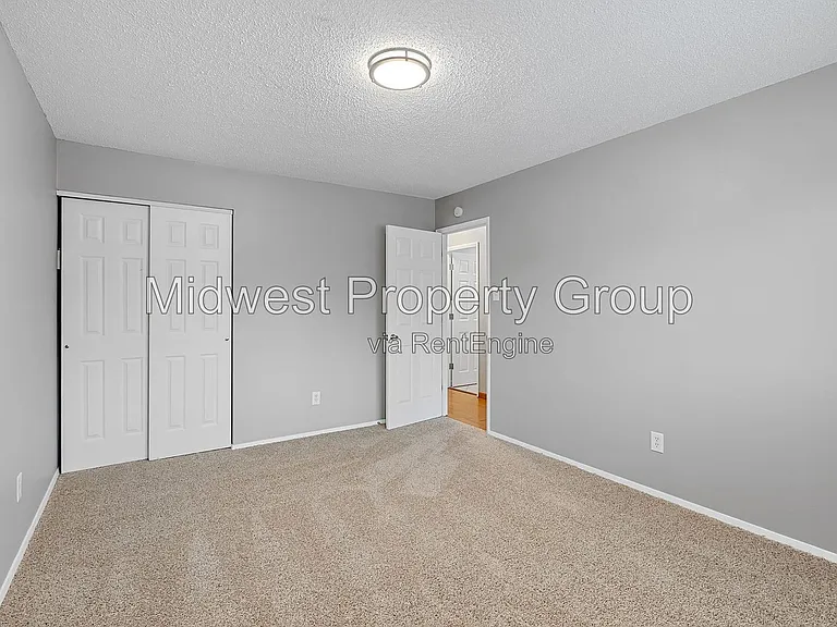 1128 Saratoga Dr — Photo 10