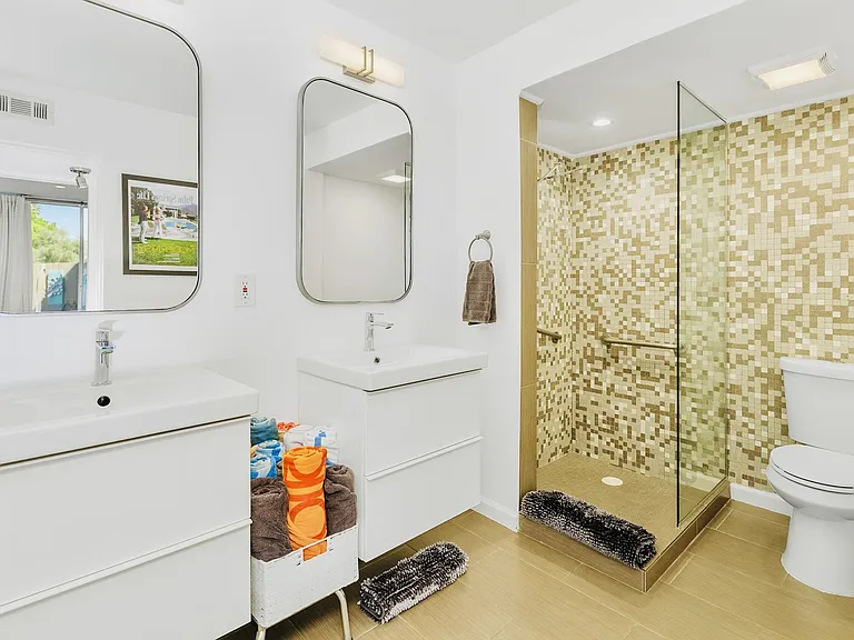 1111 E Palm Canyon Dr #109 — Photo 13
