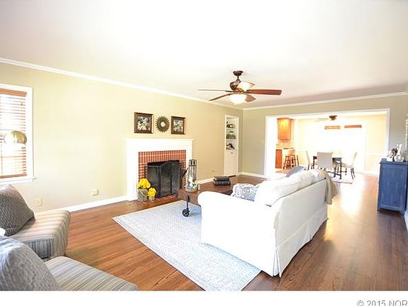 4th image of 2509 S Columbia Pl