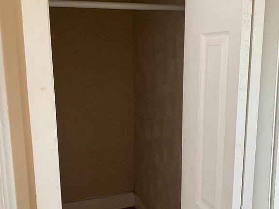 5th image of 46 Waterman Ave #2