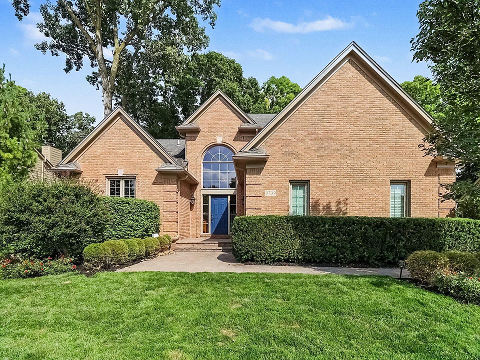 1st image of 3739 Warwick Dr
