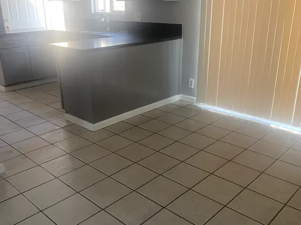 (undisclosed Address), Paramount, CA 90723