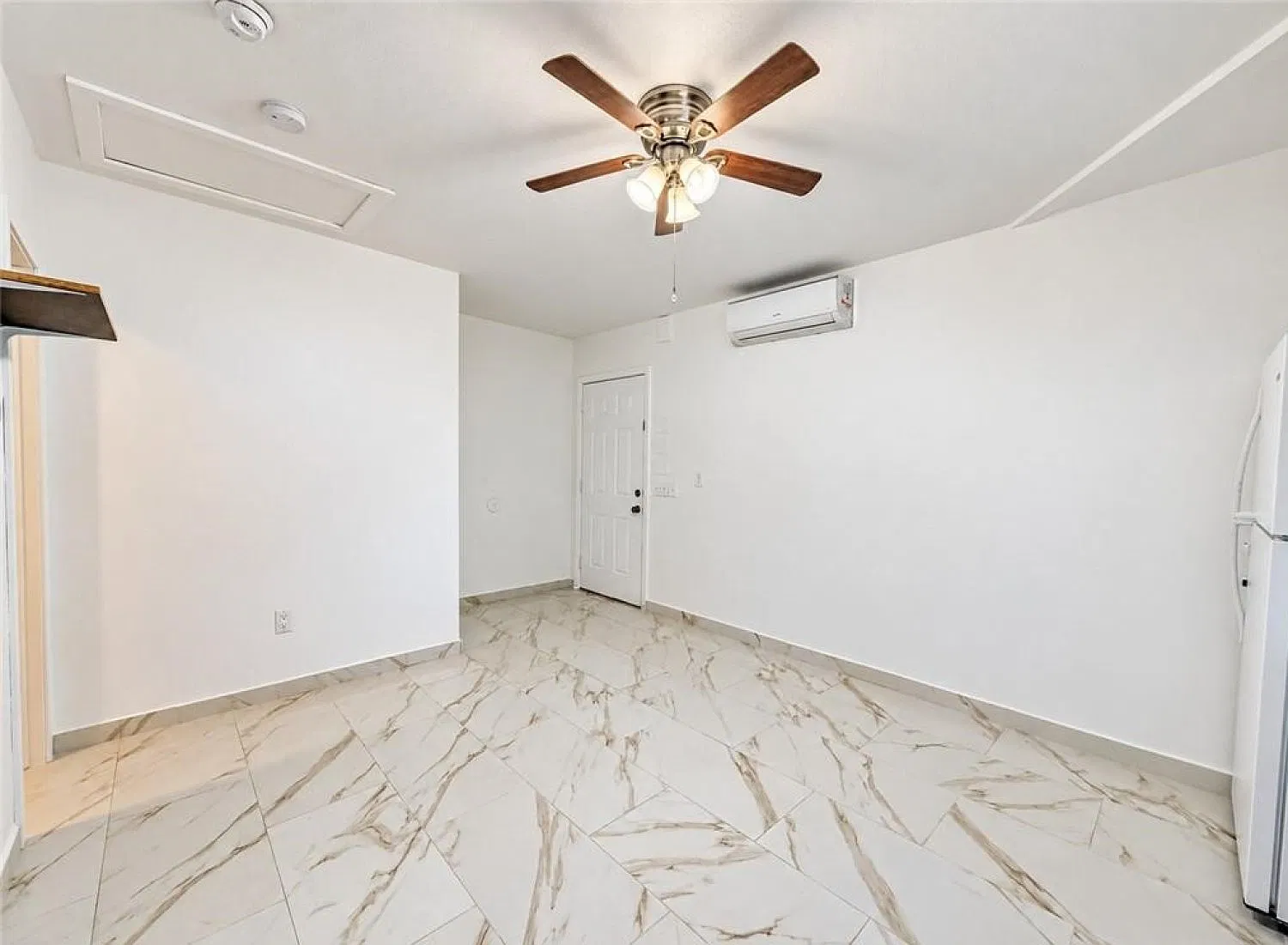 1 bed, 490 sqft, $1,745 — Photo 4
