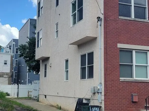 436 Sloan St, Philadelphia, PA 19104