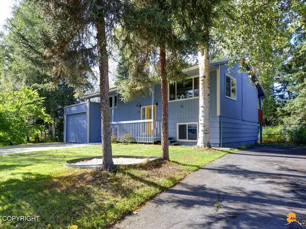 5533 Penn Cir, Anchorage, AK 99504