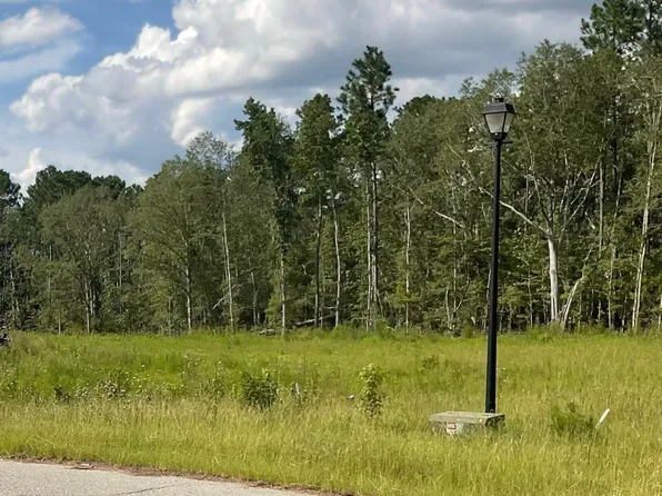 9 & 10 Hidden Hills Dr, Vidalia, GA 30474