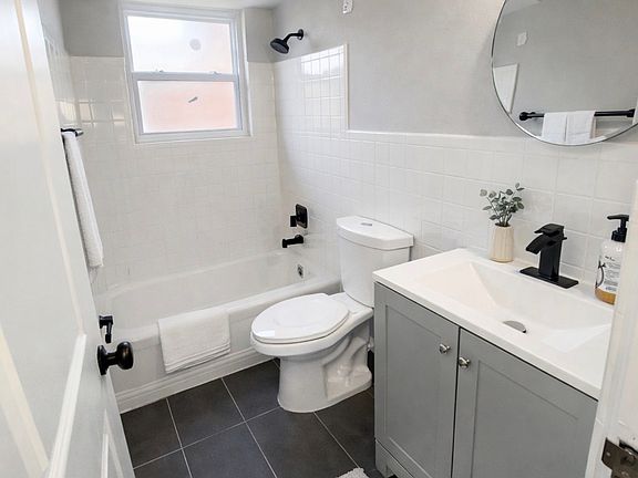 3rd image of 7853 Big Bend Blvd APT 6
