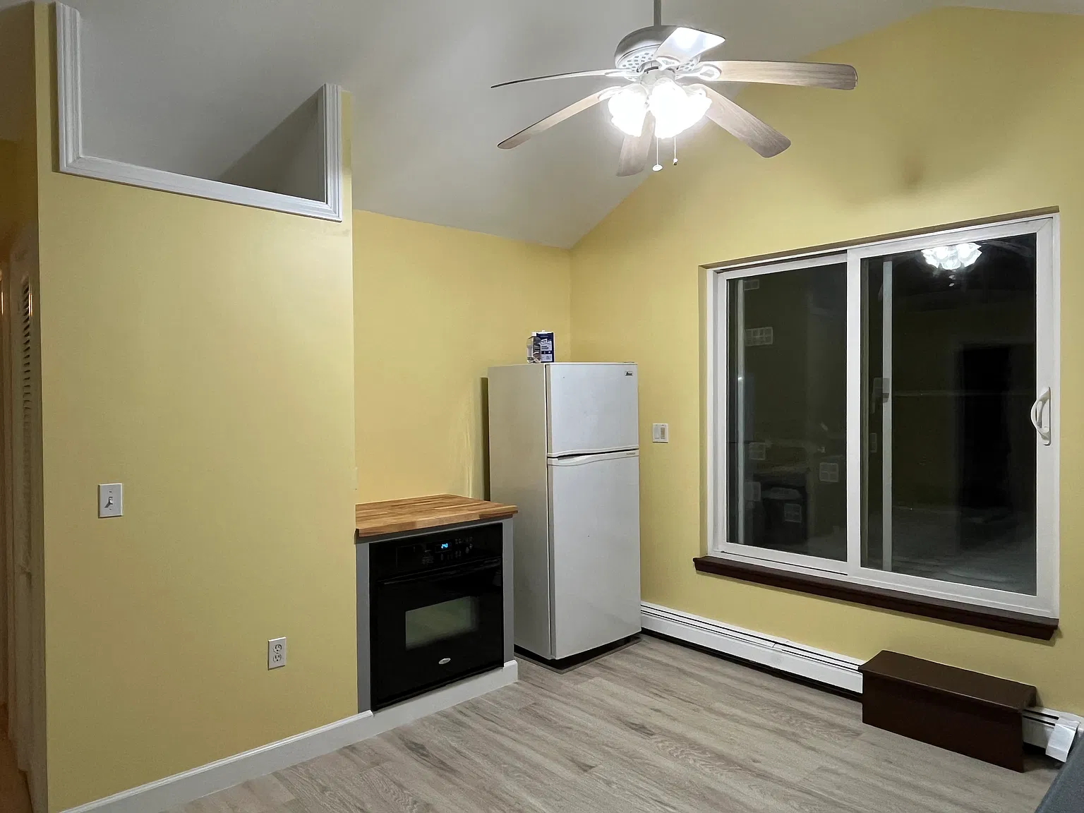 Studio, 750 sqft, $1,600 — Photo 3