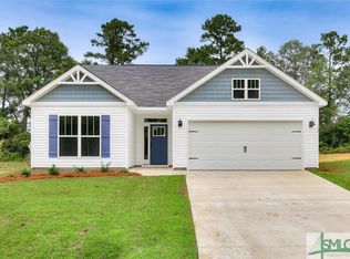 140 Foxridge Ct, Metter, GA 30439