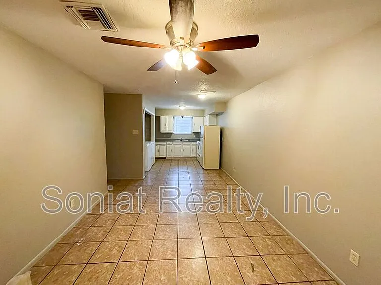 15514 Dwyer Blvd — Photo 11