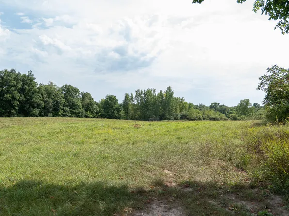 4701 Cambria Rd, Hillsdale, MI 49242