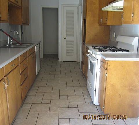 5th image of 1826 Yorktown Dr