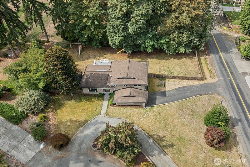 2nd image of 3204 88th Avenue E