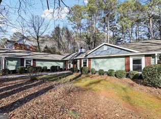 3805 Hunting Ridge Dr SW, Lilburn, GA 30047
