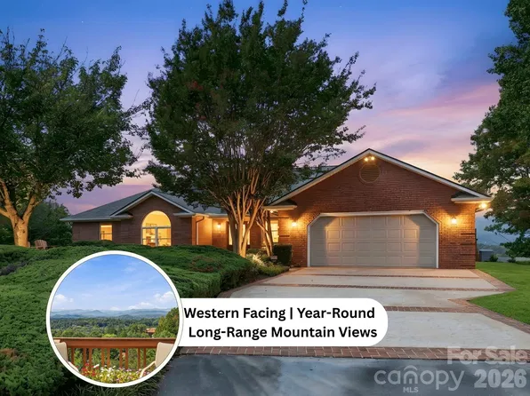 244 Mountain Valley Dr, Hendersonville, NC 28739