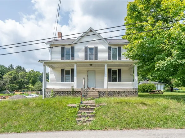 102 Amherst Ln, Ligonier, PA 15658