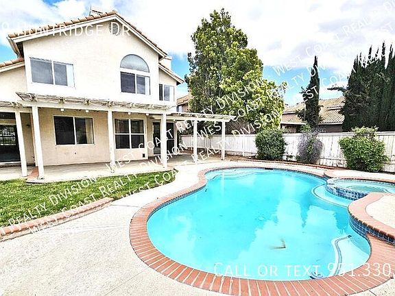 2nd image of 24039 Huntridge Dr