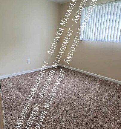 4th image of 306 S Drake Rd #B-10