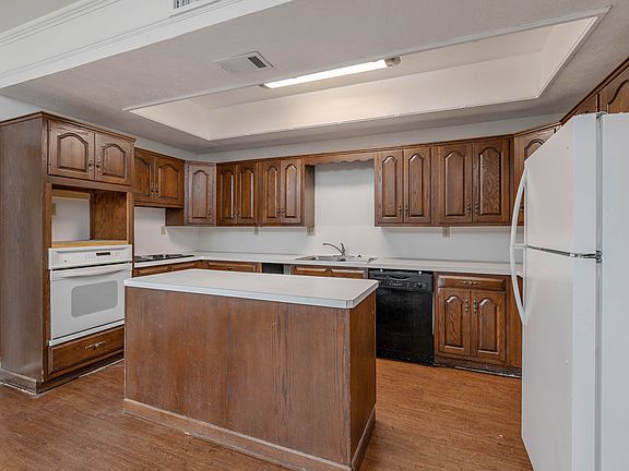 5th image of 4400 Carter Creek Pkwy #301